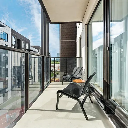 50m2 Near Japanese Garden - 3rd Floor *